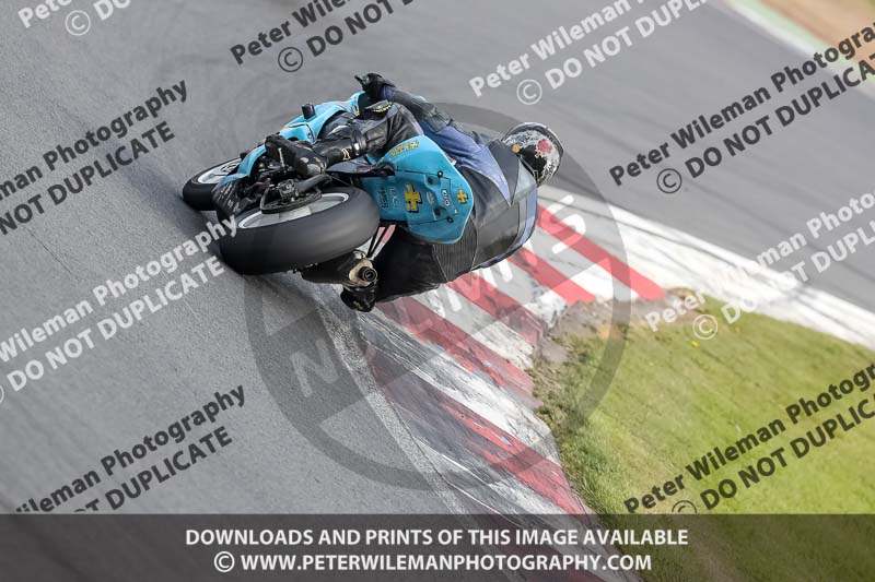 donington no limits trackday;donington park photographs;donington trackday photographs;no limits trackdays;peter wileman photography;trackday digital images;trackday photos